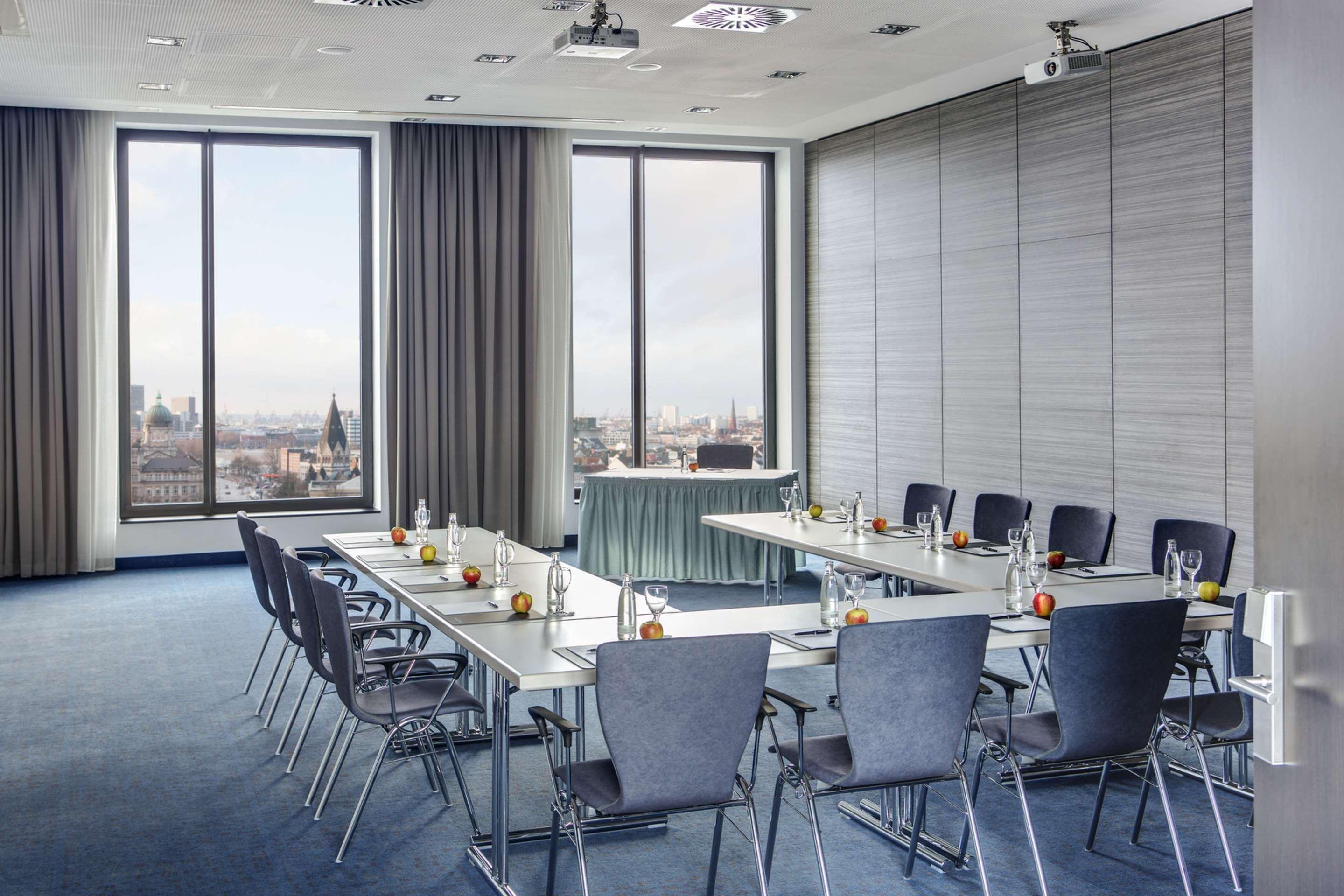 Intercityhotel Hamburg Dammtor-Messe Eksteriør bilde