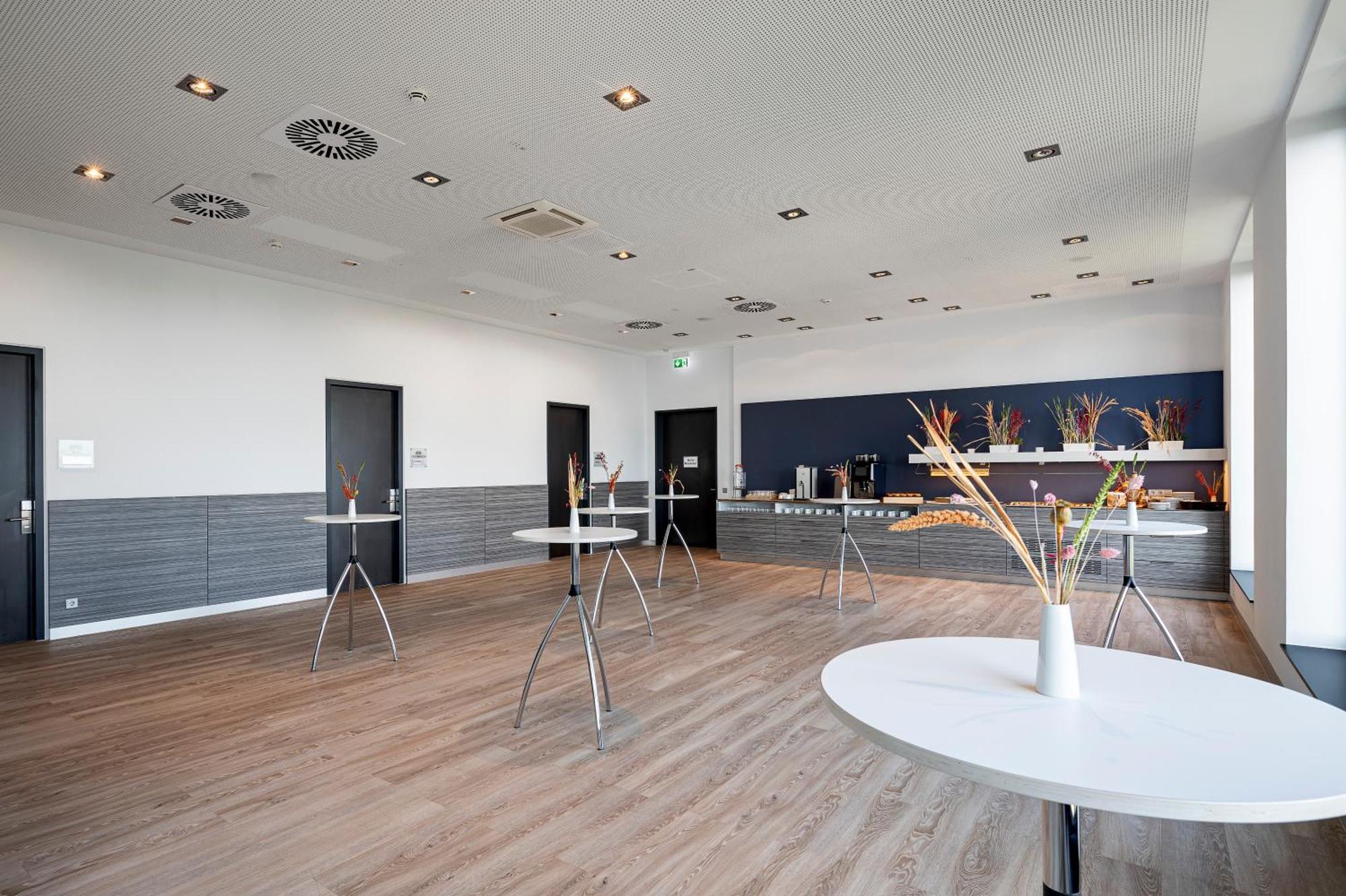 Intercityhotel Hamburg Dammtor-Messe Eksteriør bilde