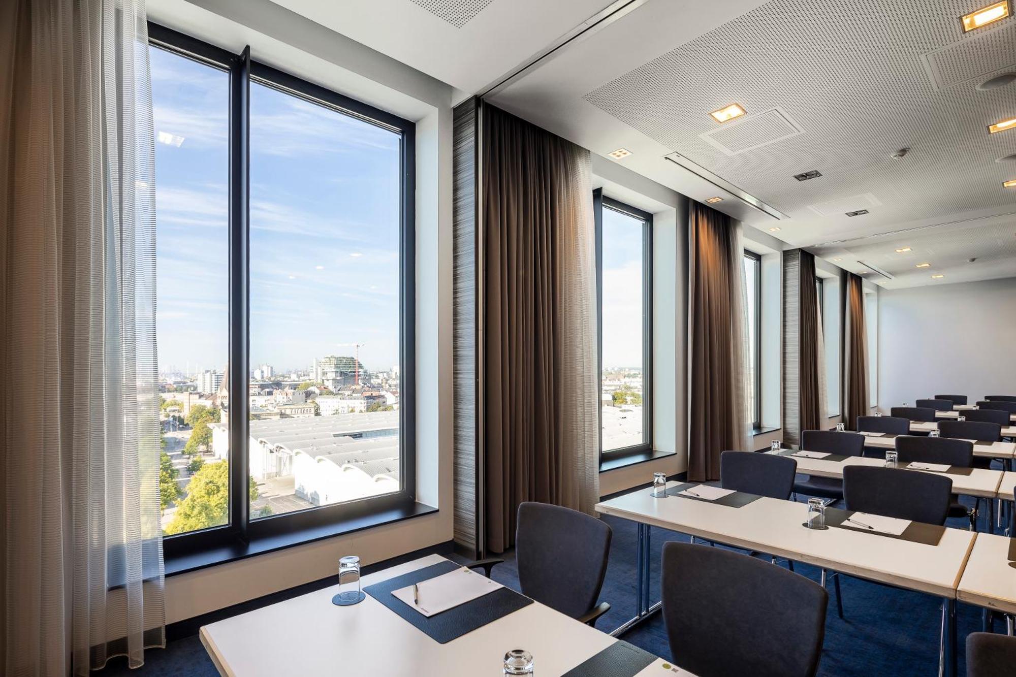 Intercityhotel Hamburg Dammtor-Messe Eksteriør bilde