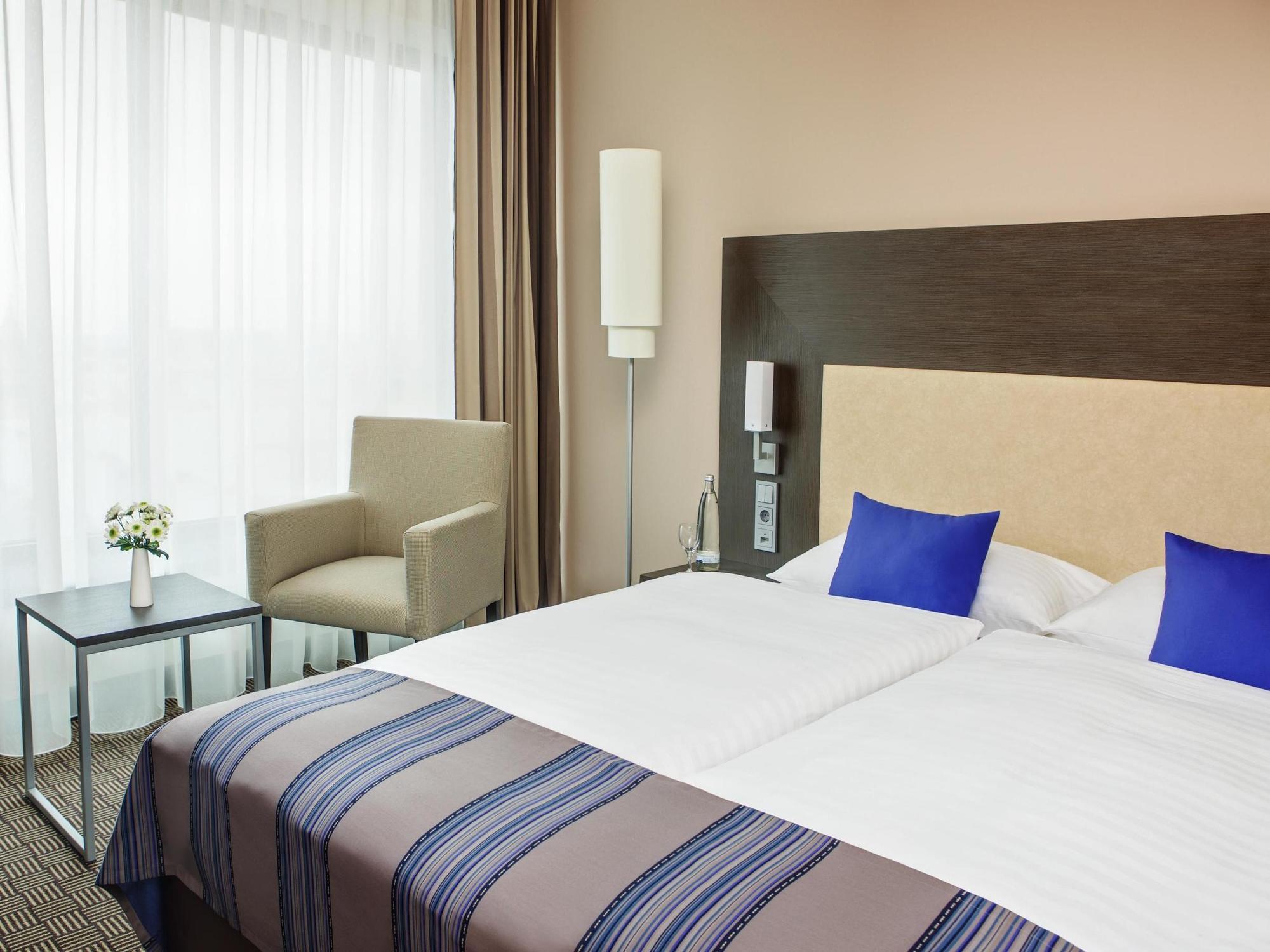 Intercityhotel Hamburg Dammtor-Messe Eksteriør bilde