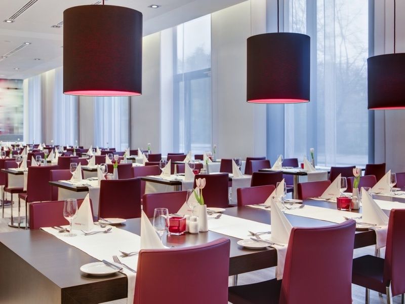 Intercityhotel Hamburg Dammtor-Messe Eksteriør bilde